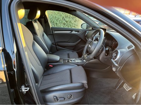 2020 Audi A3 S-LINE HATCHBACK AUTOMATIC 1.4 PETROL //ONLY 5653 MILES//HIGH SPEC//HEATED HALF LEATHER SEATS//KEYLESS ENTRY//REVERSE CAMERA//BLIND SPOT WARNING//CARPLAY// €25,950 thumbnail