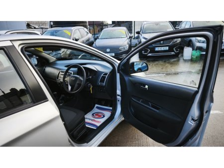 2014 Hyundai i20 1 Year Warranty AA Approved CLASSIC 84BHP 5DR 85PS €5,995 thumbnail
