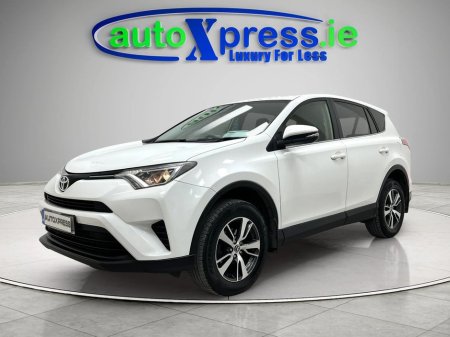 2017 Toyota Rav4 - photo 5