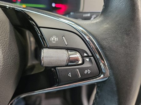 2022 Skoda Karoq 2.0TDI 115HP Style thumbnail