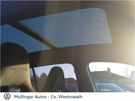 2025 Volkswagen Tiguan 2.0 TDI 150HP R-LINE (Fully Loaded) €59,950 thumbnail