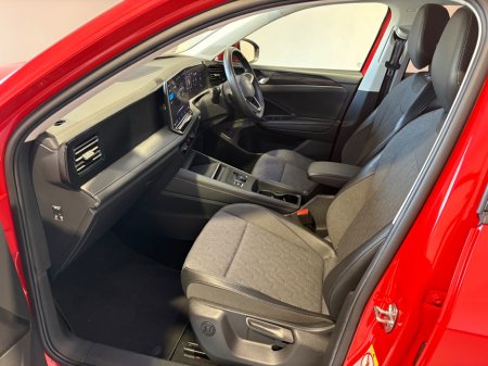 2024 Volkswagen Tiguan - thumbnail 18