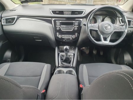 2017 Nissan Qashqai - thumbnail 9