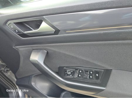 2020 Volkswagen T-Roc - thumbnail 7