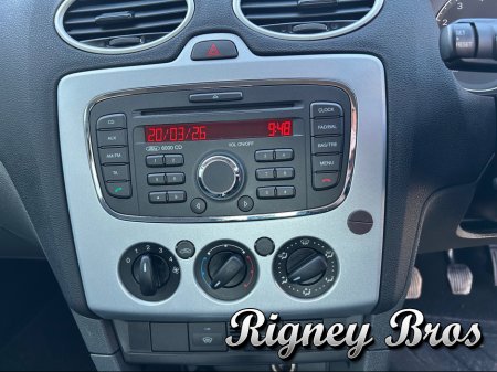 2008 Ford Focus - thumbnail 13