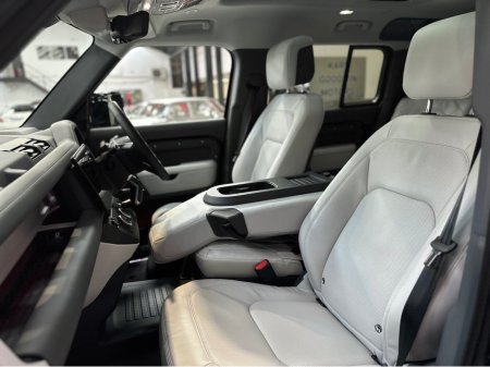 2026 Land Rover Defender - thumbnail 20