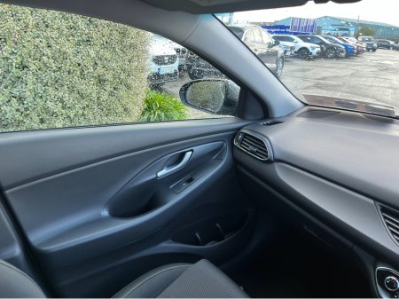 2018 Hyundai i30 - thumbnail 15