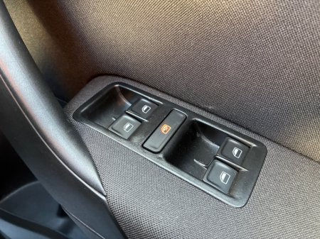 2016 Volkswagen Polo 1.2i TSI Petrol Automatic Comfortline €13,500 thumbnail