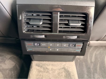 2019 Volkswagen Touareg 3.0 TDI V6 R-LINE  AUTO 285BHP ( 191 REG ) €49,850 thumbnail