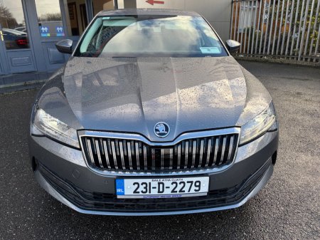 2023 Skoda Superb SUPERB AMB 2.0TDI 150HP DSG €34,950 thumbnail