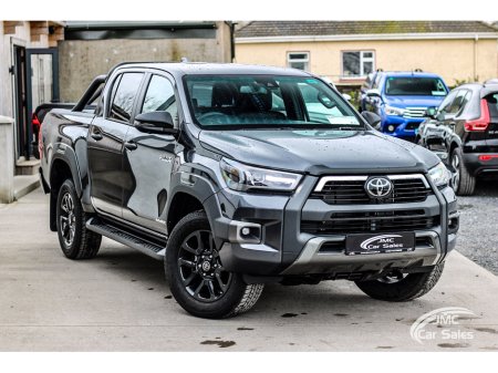 2026 Toyota Hilux - thumbnail 4