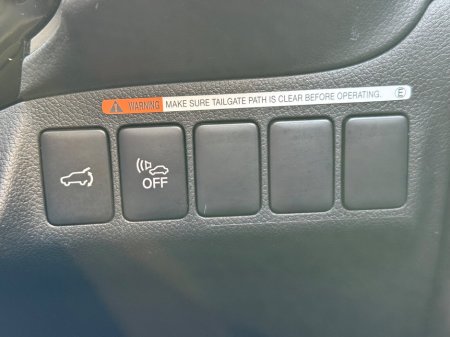 2018 Mitsubishi Outlander - thumbnail 26