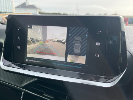 2023 Peugeot 2008 - thumbnail 12