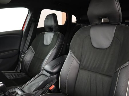 2016 Volvo V40 - thumbnail 16