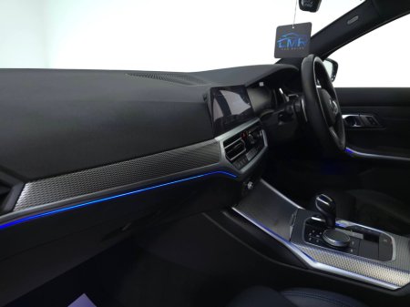 2019 BMW 3 Series - thumbnail 17