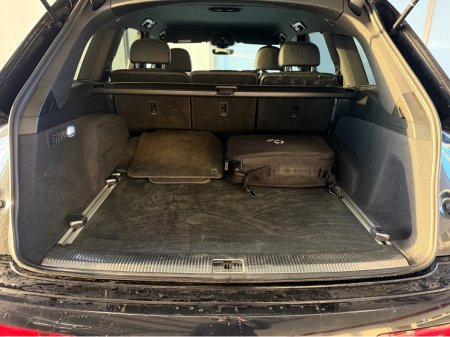 2021 Audi Q7 - thumbnail 7