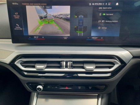 2023 BMW 3 Series - thumbnail 19