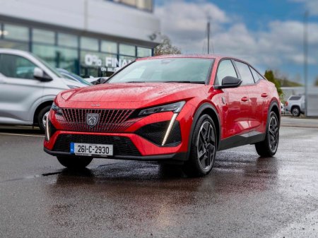 2026 Peugeot 408 2026 PEUGEOT 408 MHEV 145BHP e-DCS6 GT Auto thumbnail