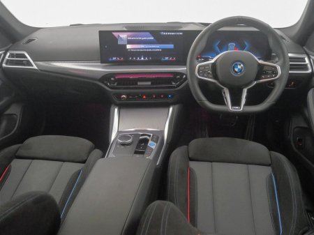 2025 BMW i4 - thumbnail 4