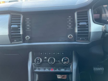 2023 Skoda Kodiaq 2.0 TDI 150HP DSG Ambition 7 Seat €41,995 thumbnail