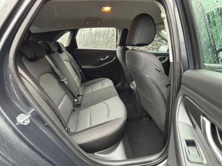 2024 Hyundai i30 SE CONNECT MHEV T-GDI €22,851 thumbnail