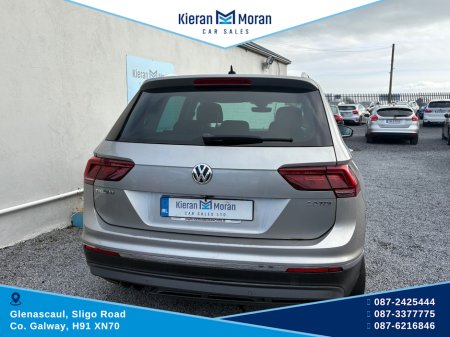 2016 Volkswagen Tiguan - thumbnail 5