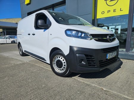 2023 Opel Vivaro  €16,000