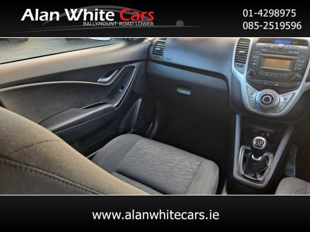 2018 Hyundai ix20 - thumbnail 18