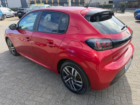 2023 Peugeot 208 - thumbnail 7