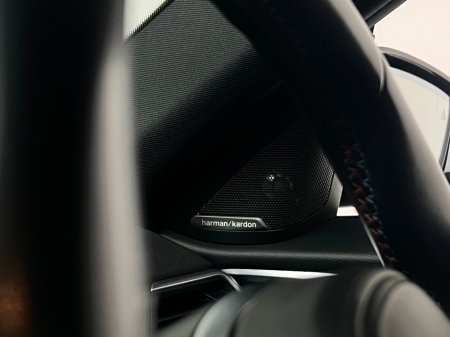 2022 BMW i4 M50 544HP *HUGE SPEC* €36,990 thumbnail