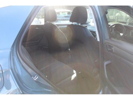 2024 Volkswagen T-Roc 1.0 TSI 110HP Style €29,950 thumbnail