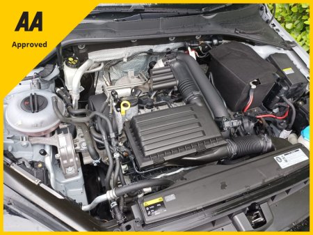 2017 Volkswagen Golf 1.2 TSI COMFORTLINE PLUS COMPREHENSIVE SERVICE HISTORY (9 STAMPS) ONLY 74,146kms FACTORY IMMOBILISER PUSH BUTTON START PROXIMITY KEY MULTI-FUNCTION STEERING WHEEL ALLOY WHEELS NCT ROADTAX €17,695 thumbnail