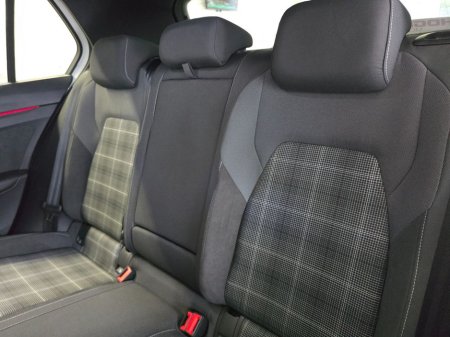 2024 Volkswagen Golf - thumbnail 10