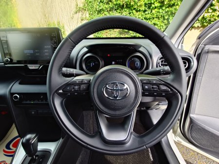 2020 Toyota Yaris Cross - thumbnail 11
