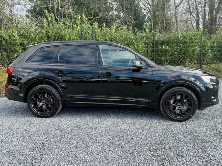 2024 Audi Q7 Q7 PHEV 55 TFSIE Q S LINE 394PS 4WD €83,950 thumbnail