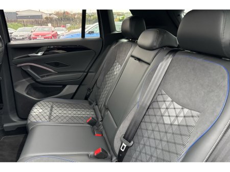 2024 Volkswagen Tiguan R-LINE TDI S-A DSG €55,300 thumbnail