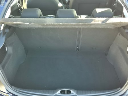 2019 Peugeot 208 - thumbnail 9