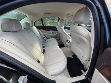 2017 Mercedes-Benz E Class E 200 d 200D 4DR Auto €23,950 thumbnail