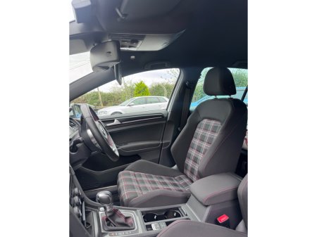 2013 Volkswagen Golf - thumbnail 9