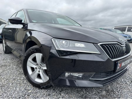2018 Skoda Superb - thumbnail 8
