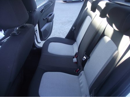 2021 Hyundai i10 - thumbnail 14