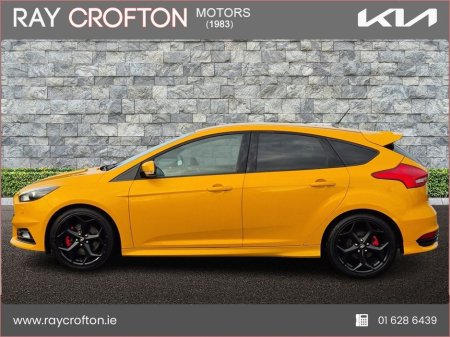 2018 Ford Focus 2.0 TDCi 185PS ST3 €22,950 thumbnail