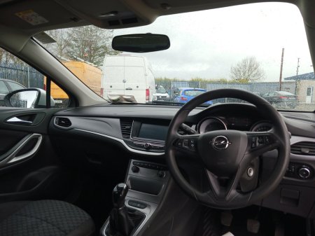 2017 Opel Astra 1.6CDTi 110PS SC €6,975 thumbnail