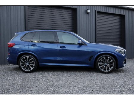 2021 BMW X5 - view 3
