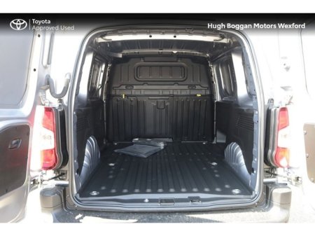 2024 Toyota Proace City 1.5 GX SWB, BIG DEMO SALE! €21,900 thumbnail