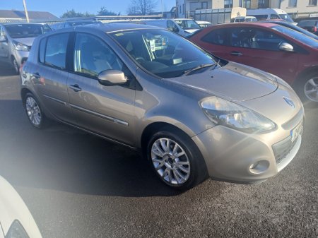 2012 Renault Clio 1.2 16V ETHANOL TOMTOM ED ECO €4,995