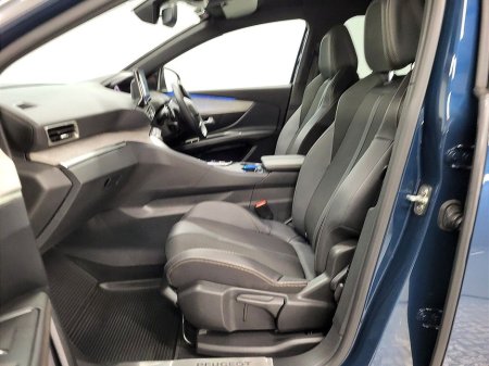 2024 Peugeot 3008 1.2 Hybrid 136bhp E-DCS6 GT €34,975 thumbnail