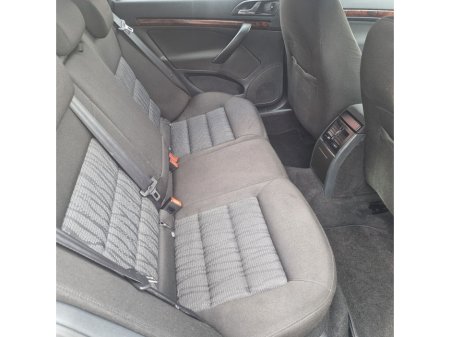 2011 Skoda Octavia - thumbnail 12