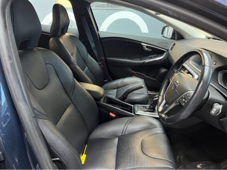 2015 Volvo V40 €11950 2015 VOLVO V40 T4 SE 1.6 AUTOMATIC / CRUISE CONTROL / REVERSE CAMERA / ELECTRIC MEMORY & HEATED SEATS €11,950 thumbnail