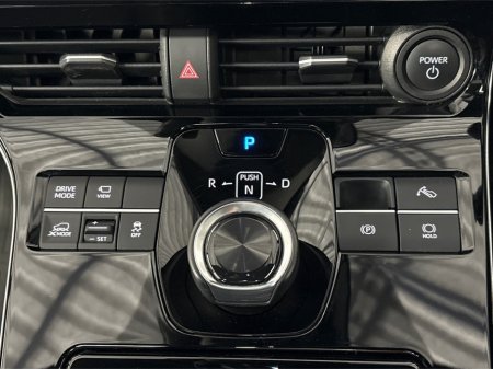 2024 Subaru Solterra - thumbnail 16